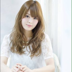 髪の毛をロングに伸ばしたいという方がいらしたので